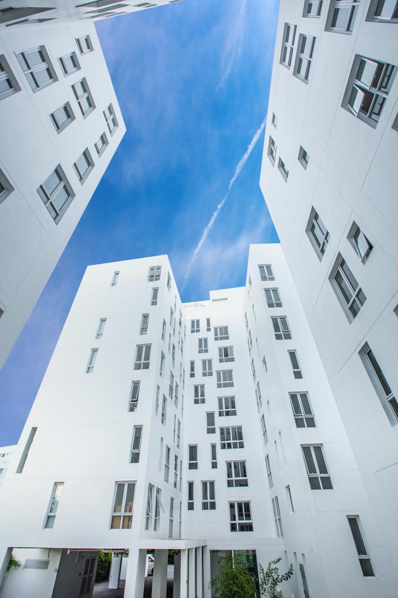 Karin hotel&Service apartment - SHA Extra Plus Si Racha Exterior foto